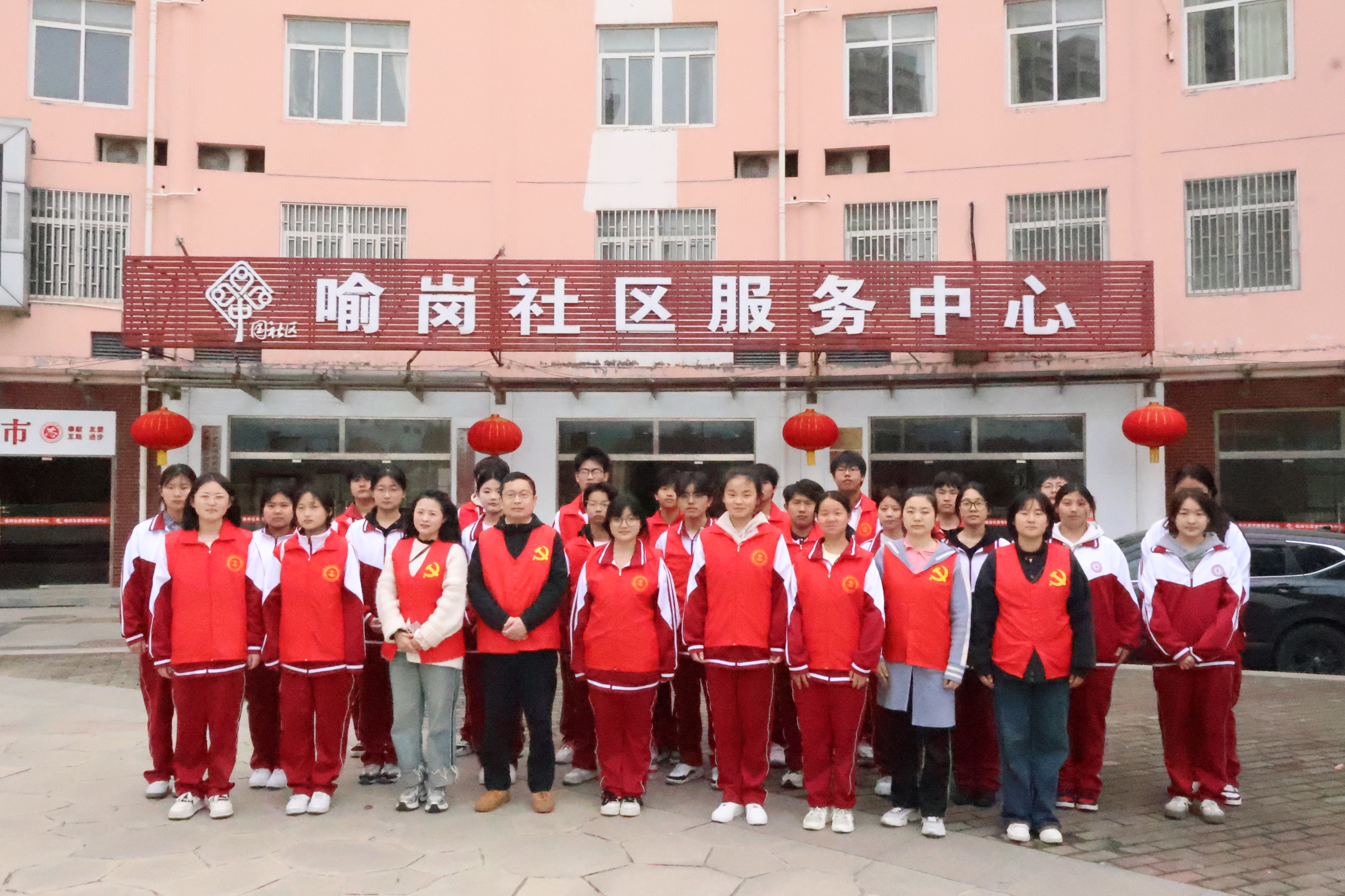 慰英雄传薪火 净家园暖人心——合肥高科经济技工学校社区志愿服务活动